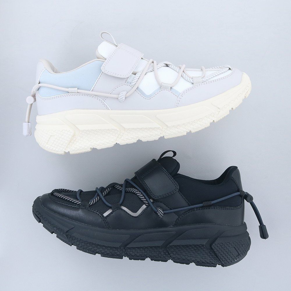 軽量｜アウトドアスニーカー