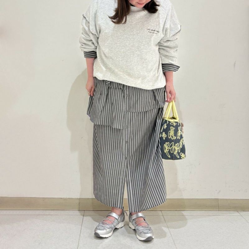 スタッフ着用：シルバー