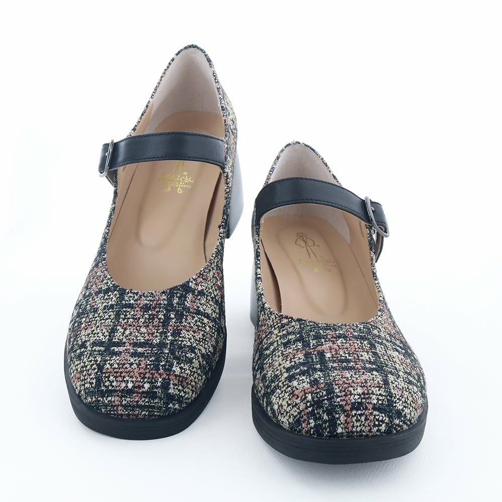 あしながおじさんらしいころんとしたフォルムが魅力です