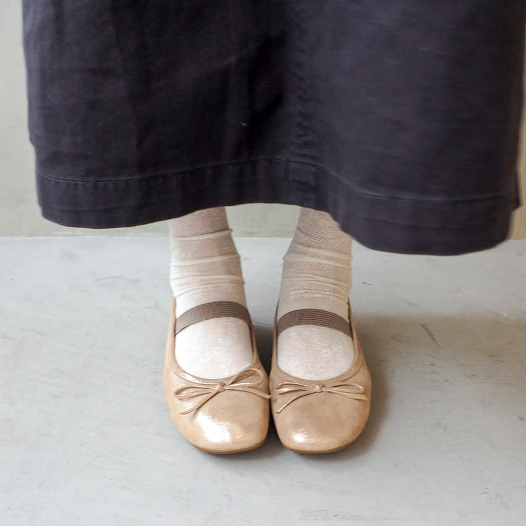 ［2025秋冬新色］グレージュ