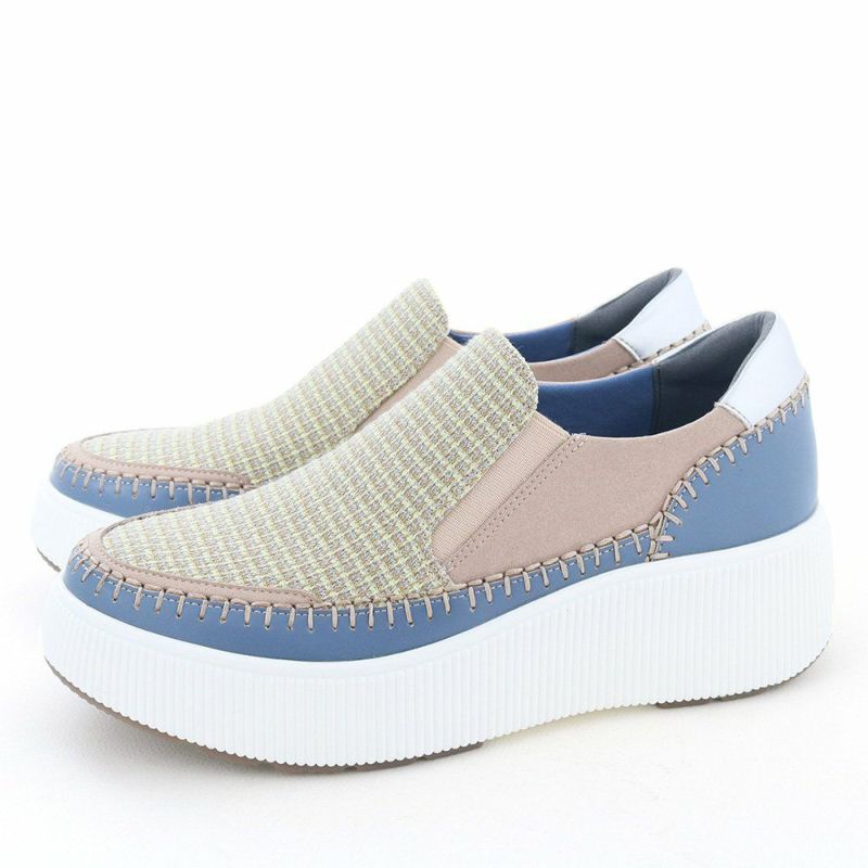 パッと目を惹くカラーの組み合わせ。あしながおじさんらしい個性が光ります