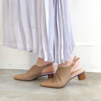 グレージュ