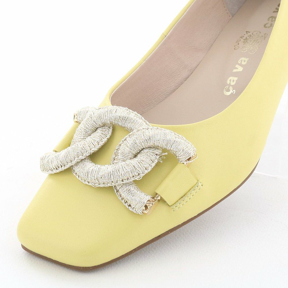 上品なメタリックヤーンを編み込んだオーナメント（ライトイエロー）