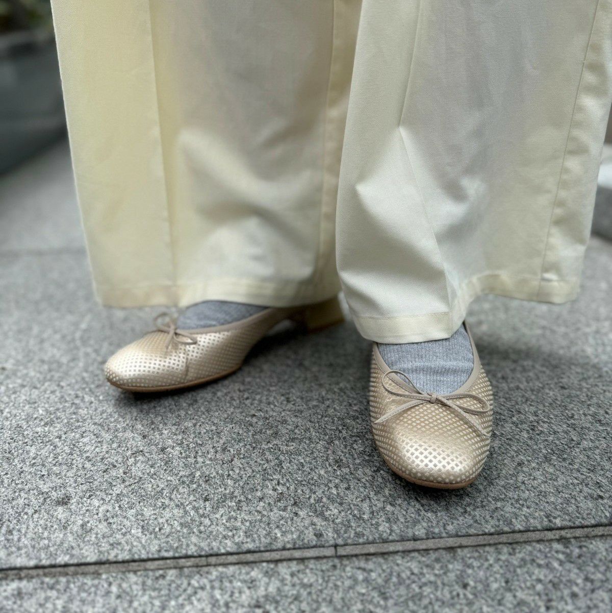 スタッフ着用：プラチナ