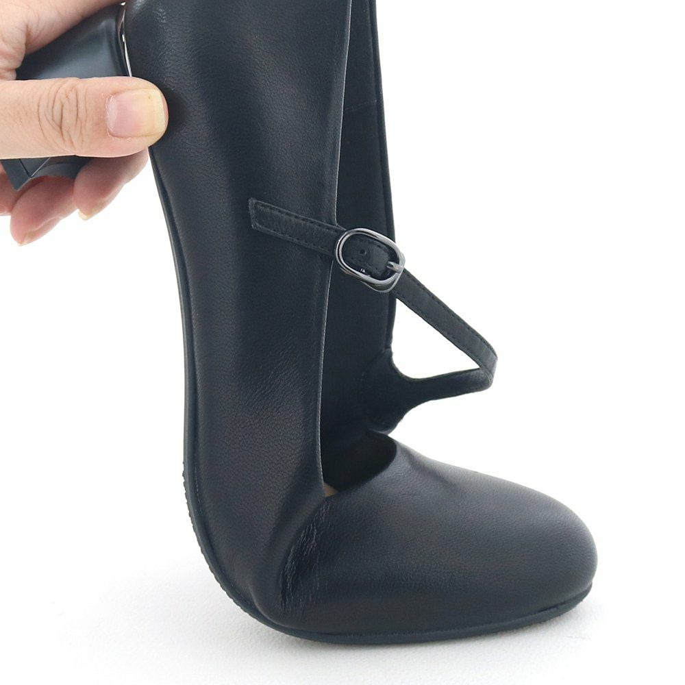 ソールの返りがよく、歩行もしやすくなっています