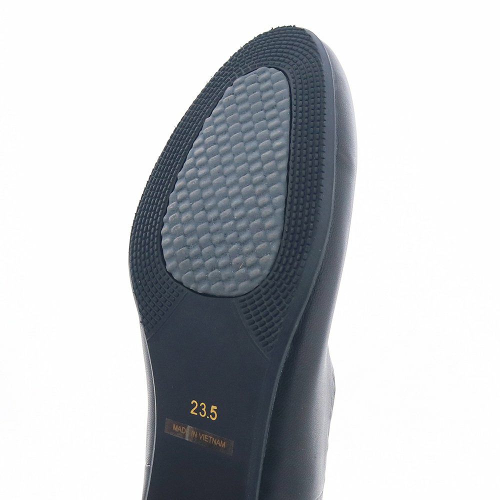 濡れた地面も安心な防滑ソール