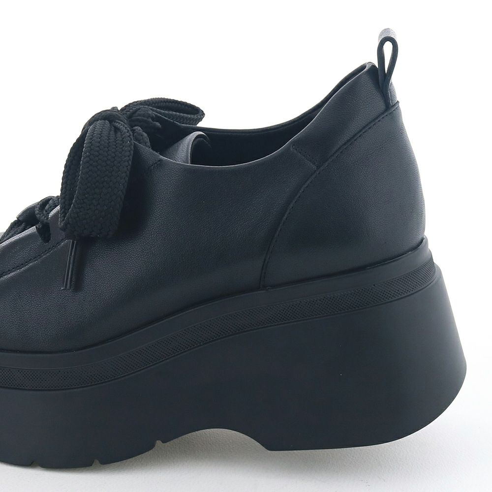 ヒールの高さ：約7.5cm