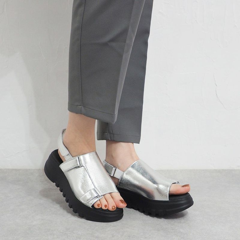 シルバー
