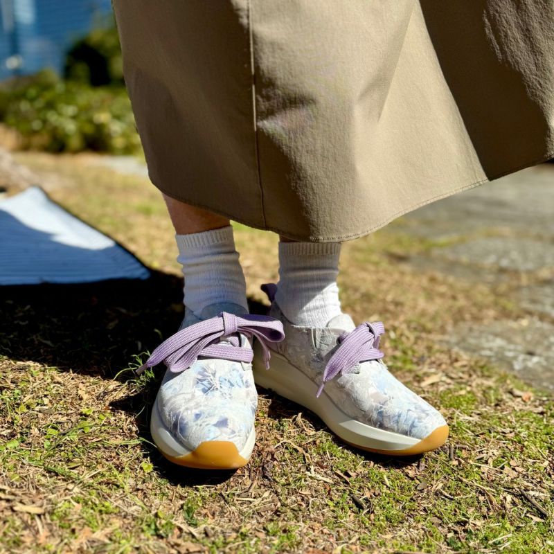 スタッフ着用：ラベンダー