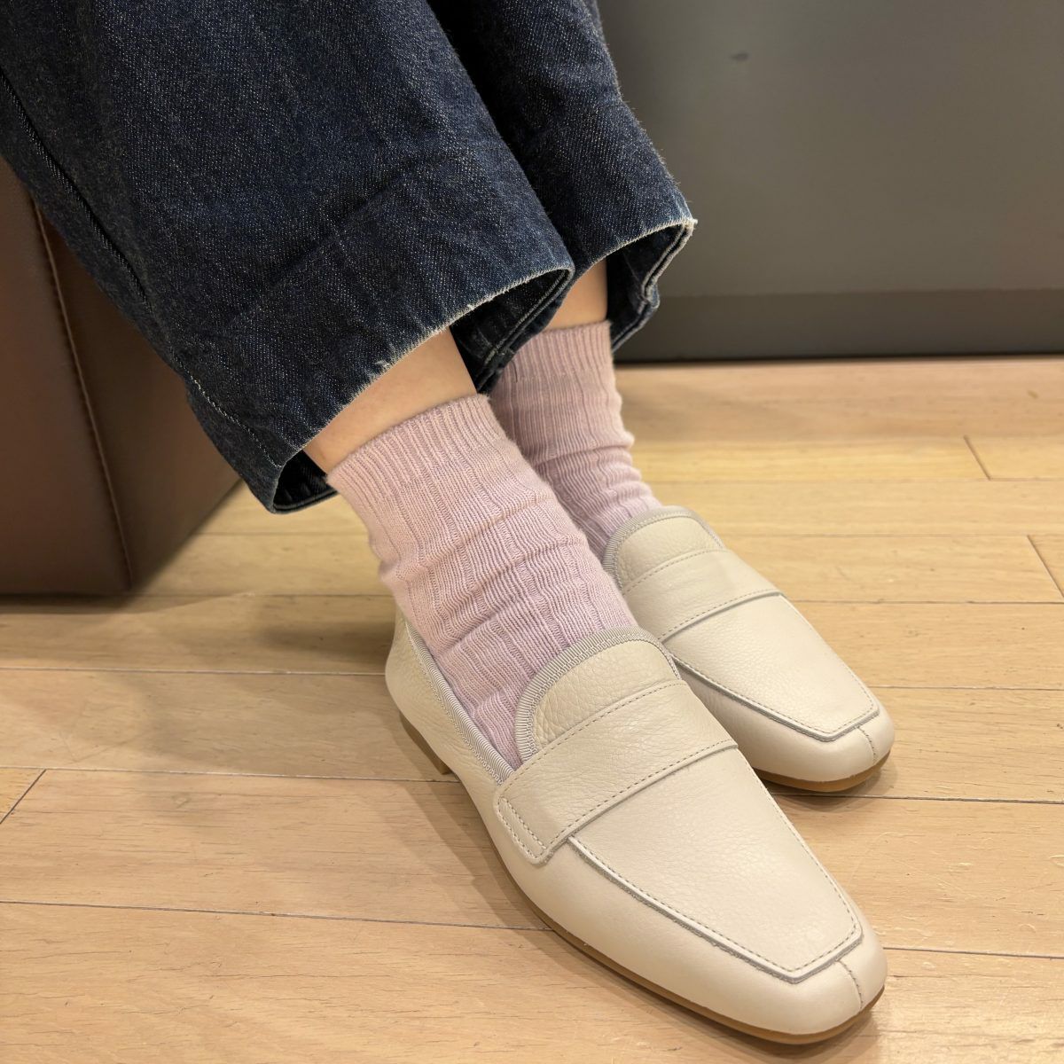 スタッフ着用：オフホワイト