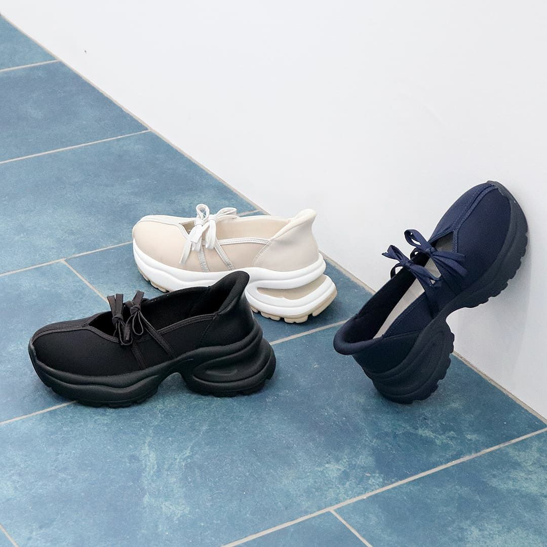 厚底バレエスニーカー