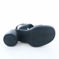 前底の厚みで実際のヒール傾斜は5.0cmほどです