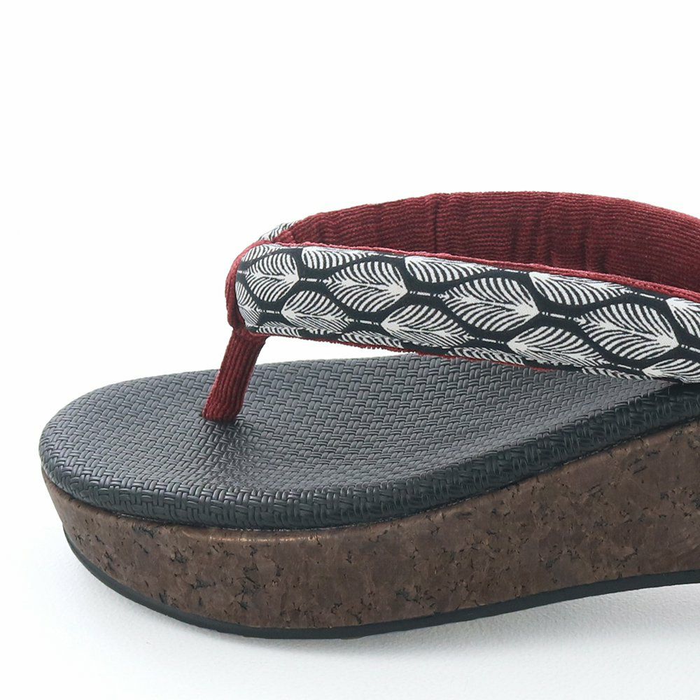 前底の厚さ：約2.5cm