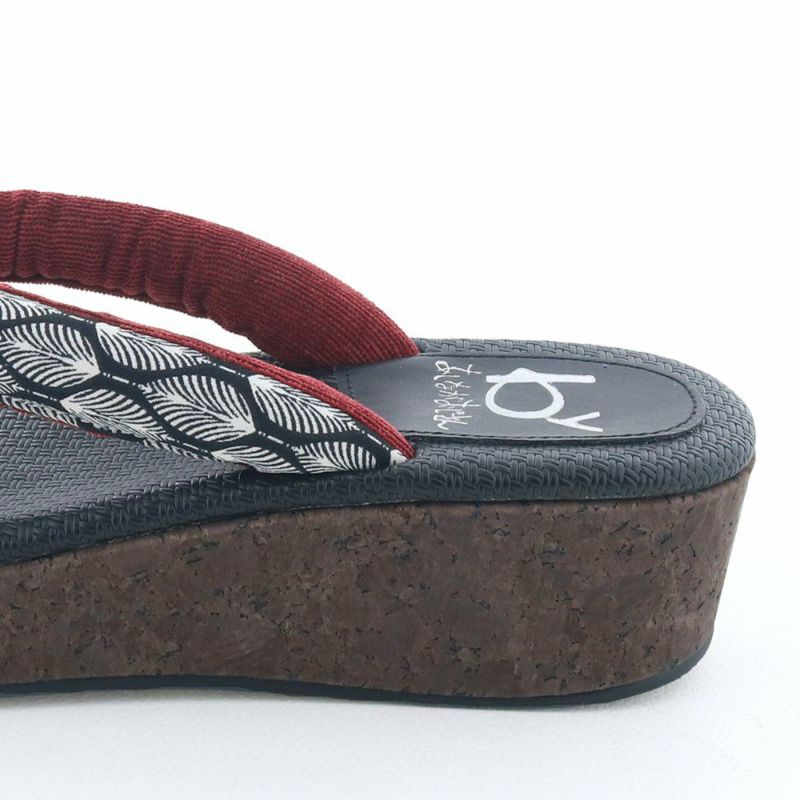 ヒールの高さ：約4.5cm