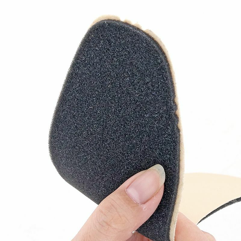 内側はふわふわスポンジ