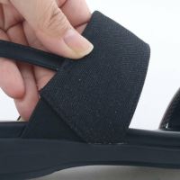 甲バンドは内側にゴムをあしらい、歩行がしやすい工夫をしています