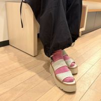 スタッフ着用：アイボリー