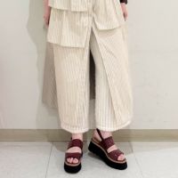 スタッフ着用：ワイン