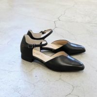 ポインテッドセパレートパンプス