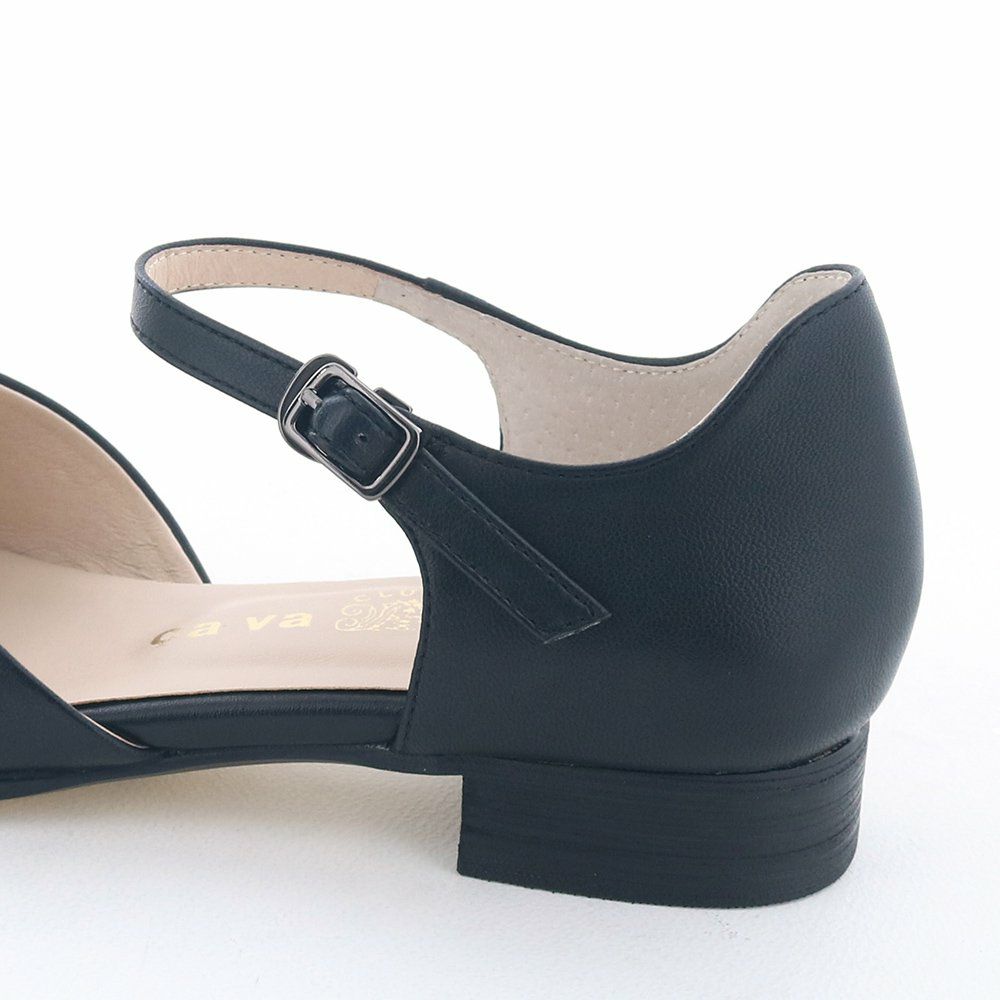 ヒールの高さ：約2.5cm