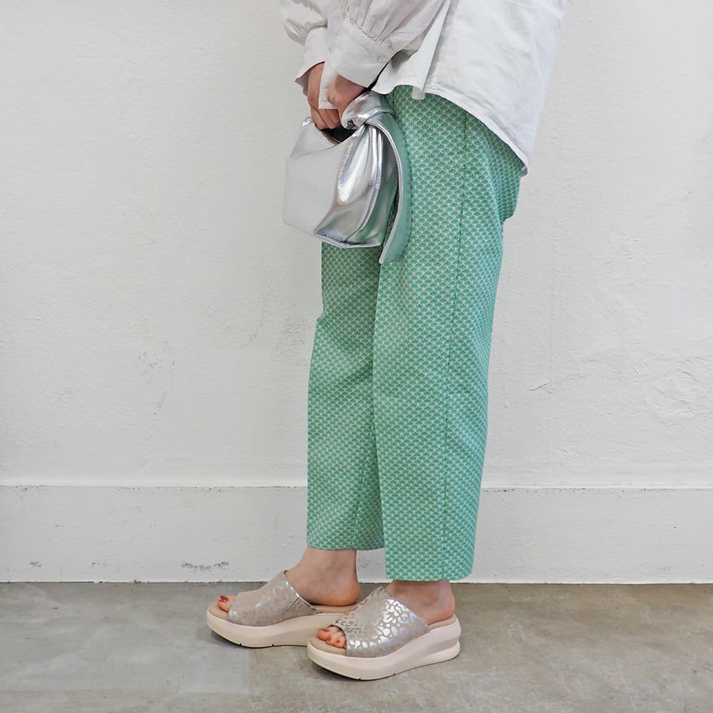 ベージュコンビ　※ソールのカラーは商品写真をご参照ください