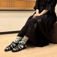スタッフ着用：ブラック