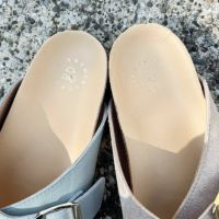 中敷きにはワークショップオリジナルロゴを刻印