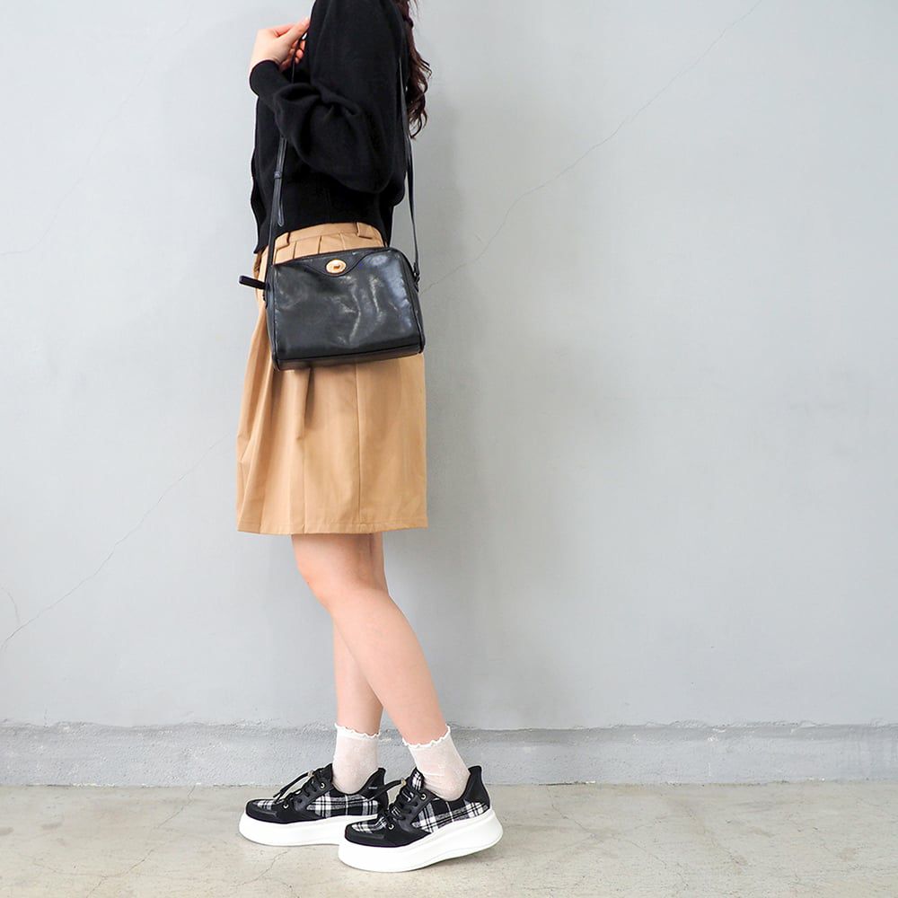 ブラックホワイト