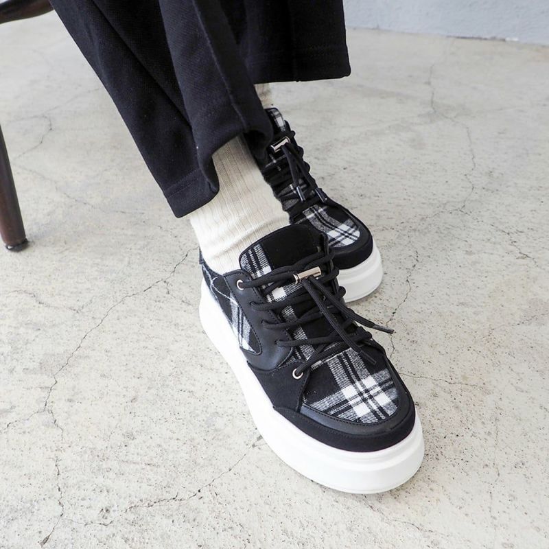 ブラックホワイト