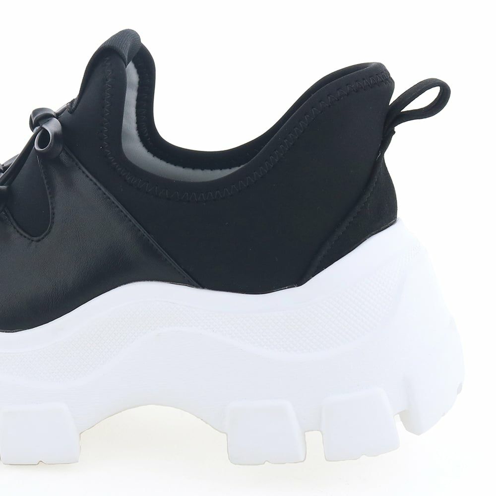 ヒールの高さ：約7.0cm