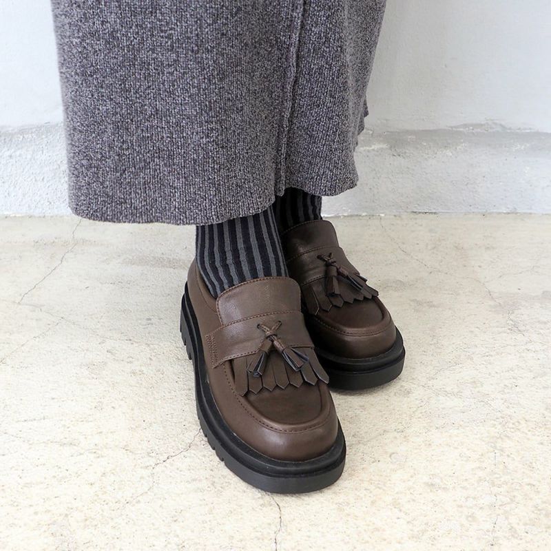 【美品】あしながおじさん キルトタッセルローファー （ブラック）24㎝ 美品】あしながおじさん キルトタッセルローファー （ブラック