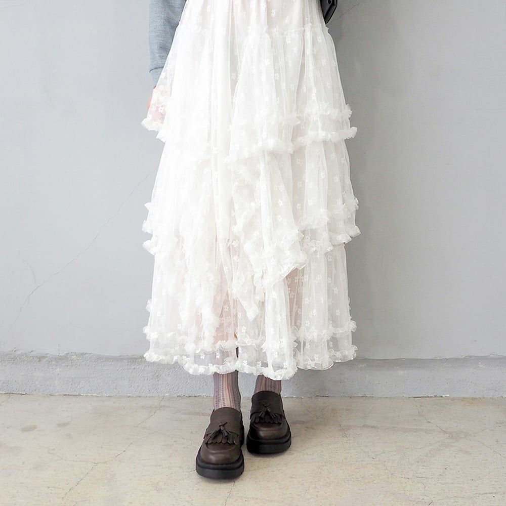 ダークブラウン