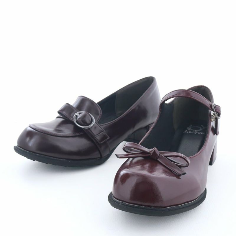 お仕事シーンにも使えるモカデザインもあります