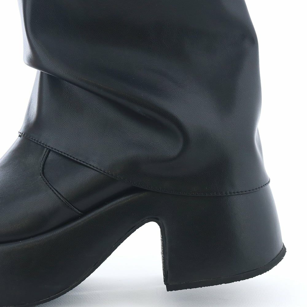 ヒールの高さ：約8.0cm