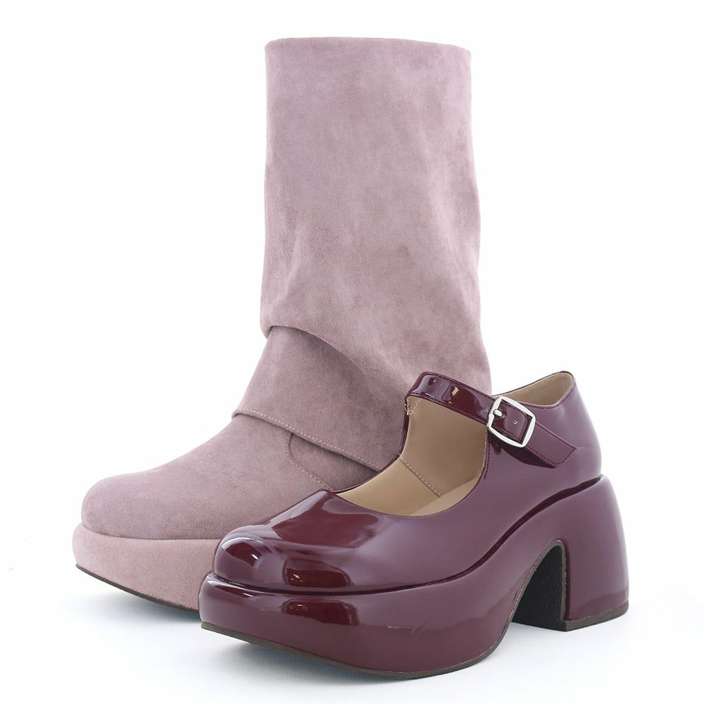 人気のストラップパンプスは商品説明のリンクから！