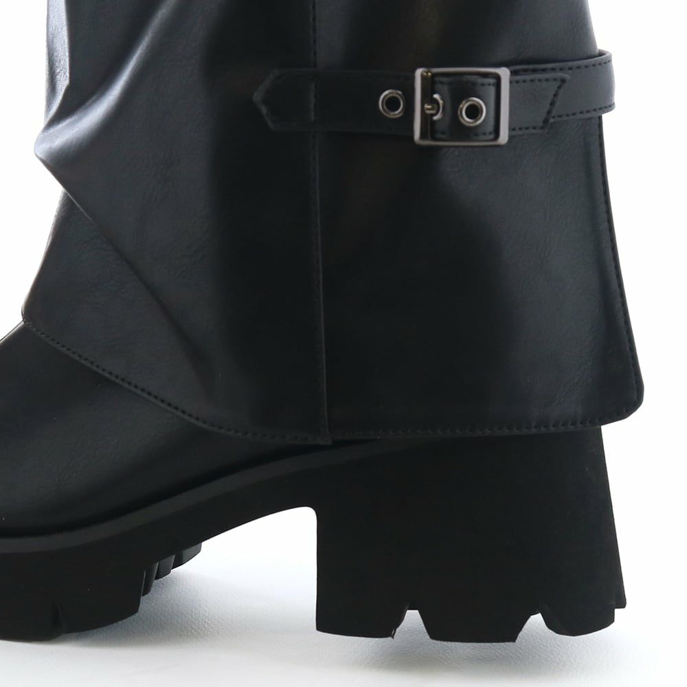 ヒールの高さ：約6.0cm