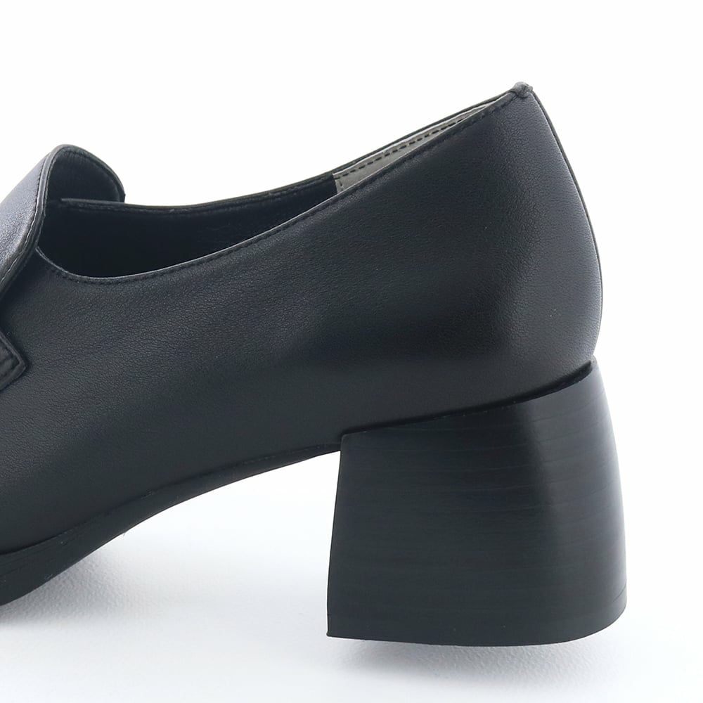 ヒールの高さ：約6.0cm