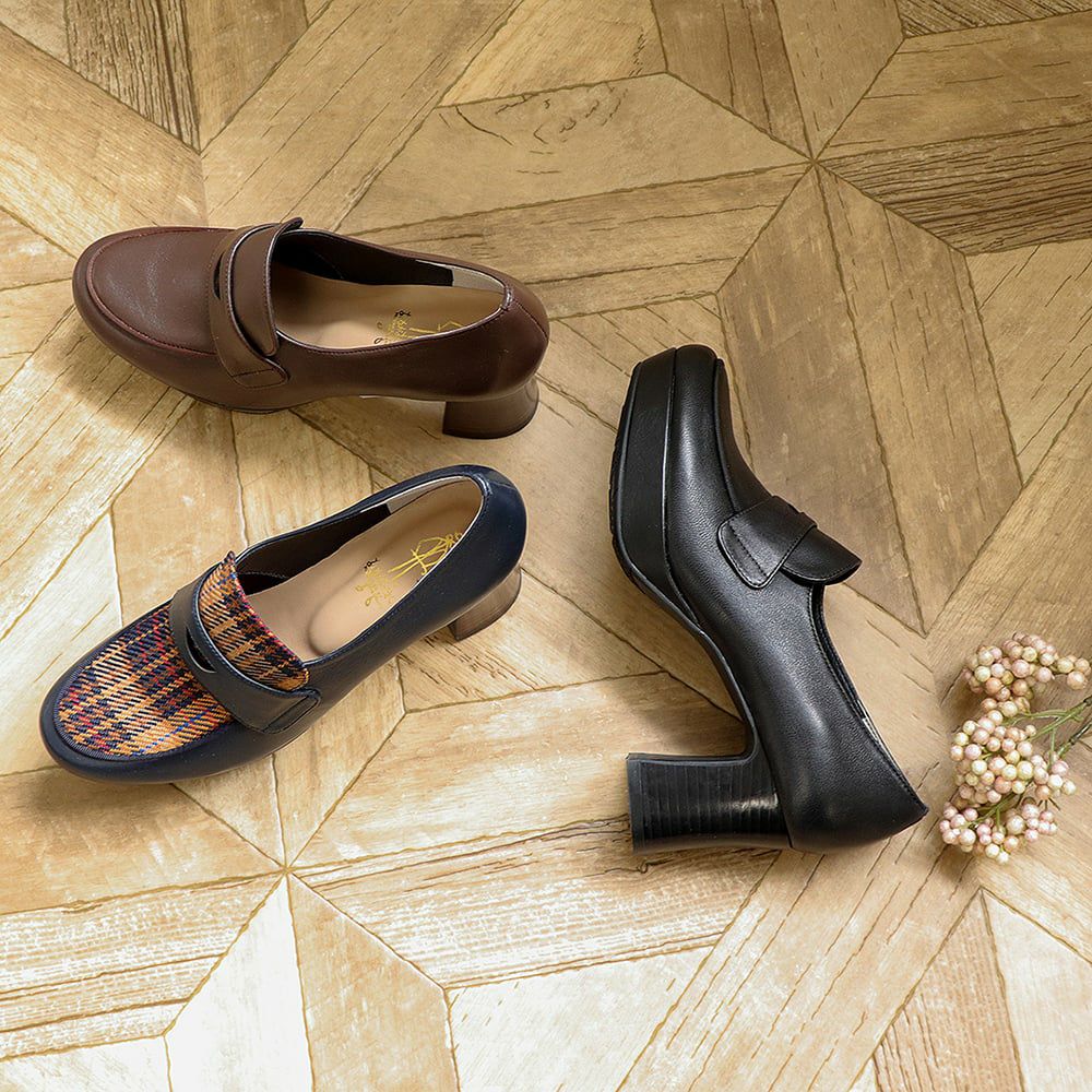 厚底ローファーパンプス