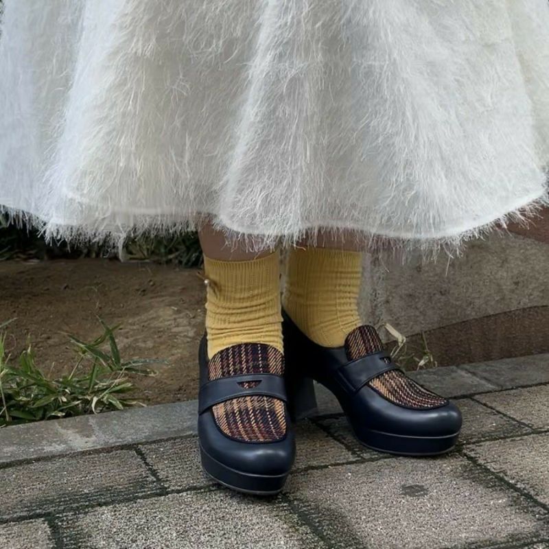 スタッフ着用：ネイビーコンビ