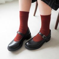 ブラック