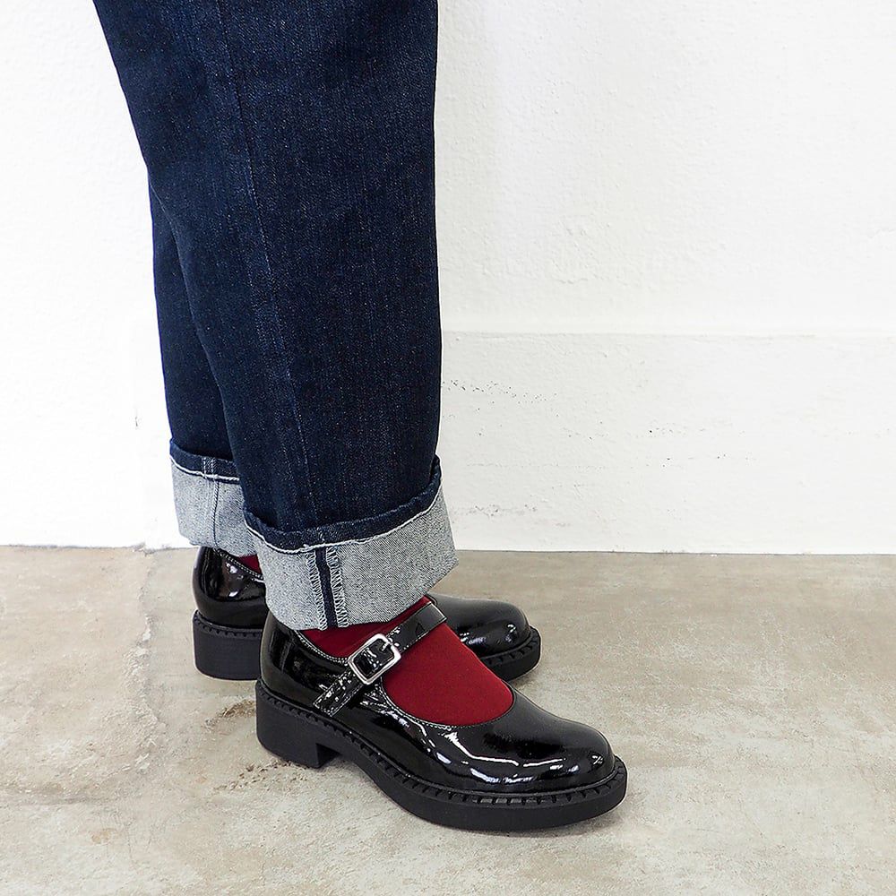 ブラックエナメル