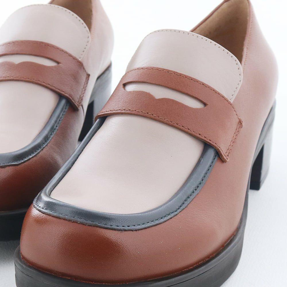 あしながおじさんらしい色使いが魅力のマロンブラウンコンビ