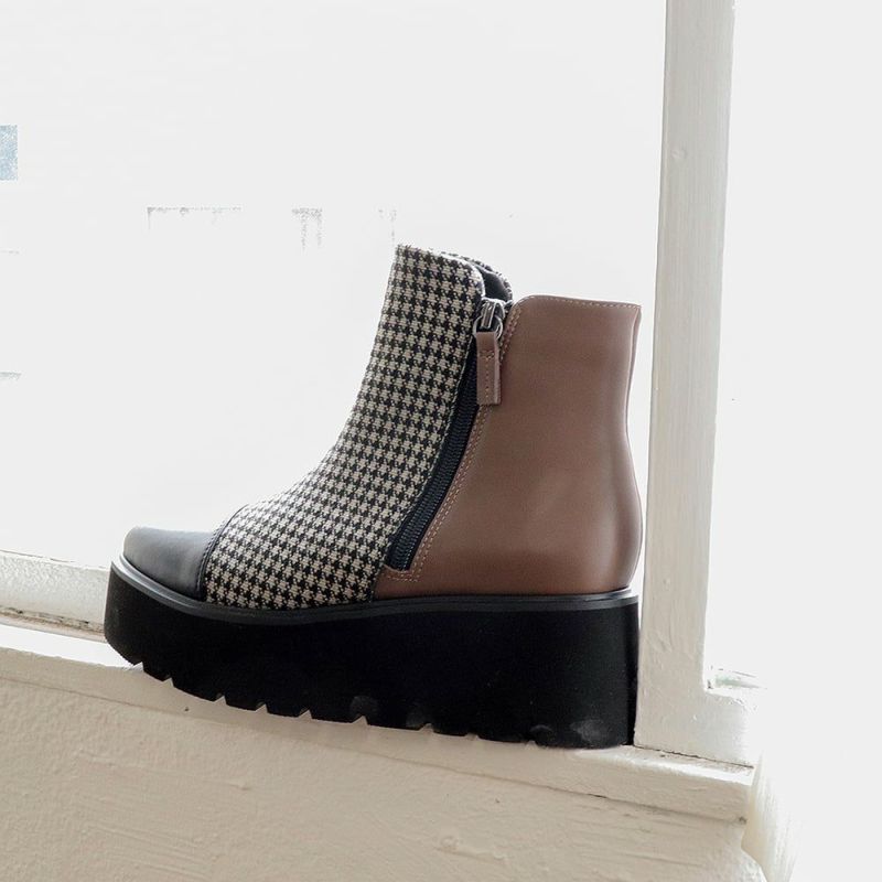 グレージュコンビ