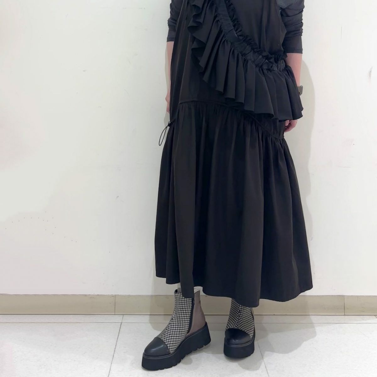 スタッフ着用：グレージュコンビ