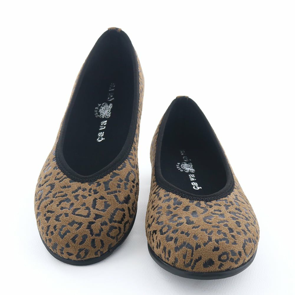 気負わずにサッと履ける。"いつも"履きたくなる一足です