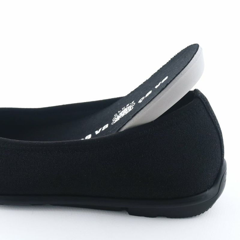 肉厚インソールでフラットシューズでも足裏が痛くなりにくい