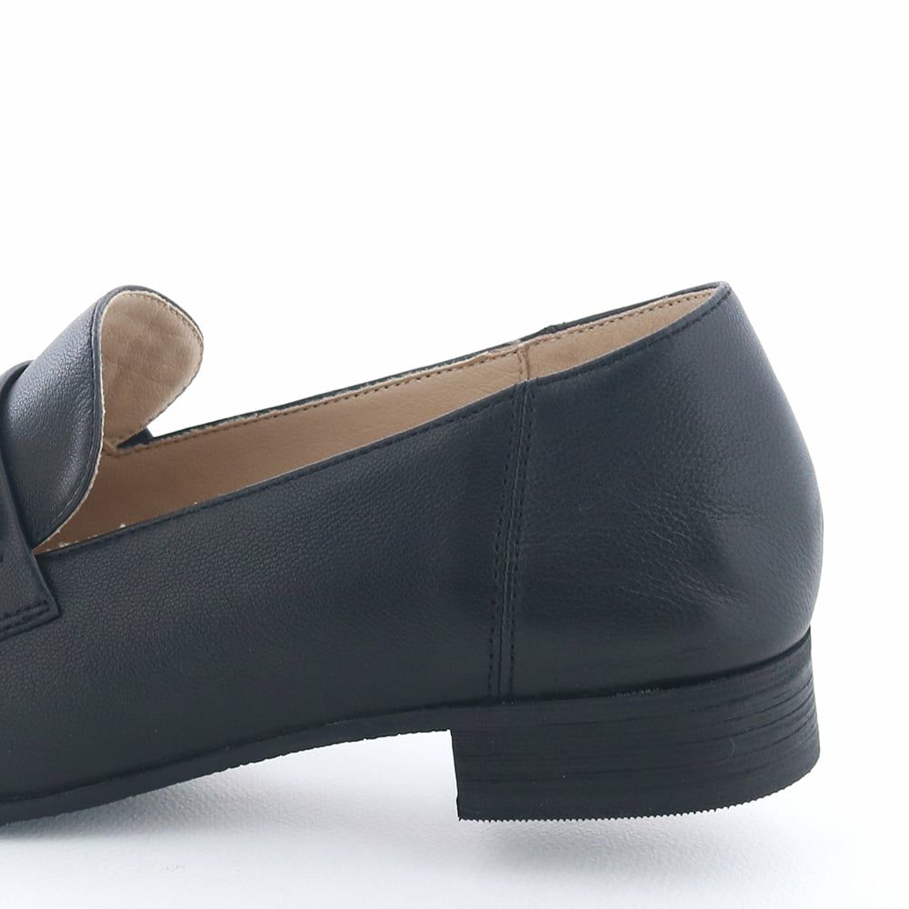 ヒールの高さ：約2.0cm