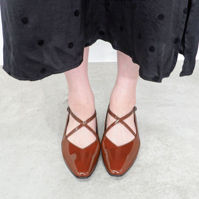 マロンブラウン