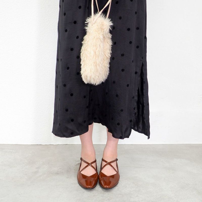 マロンブラウン