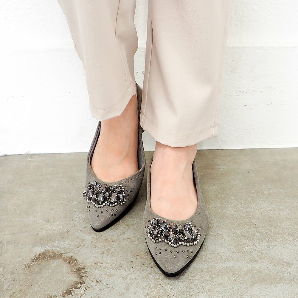 ガンメタリック